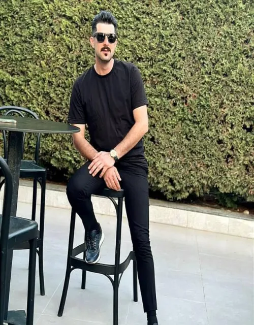 بهنام آزاد