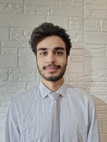 فرزاد حقی