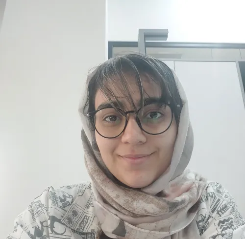 مریم آهنگران