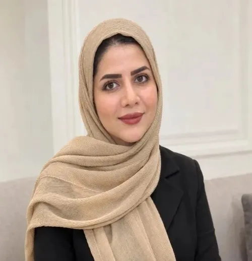 مینا شفیعی