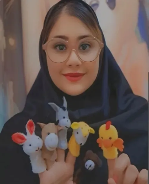 هانیه کاشانی