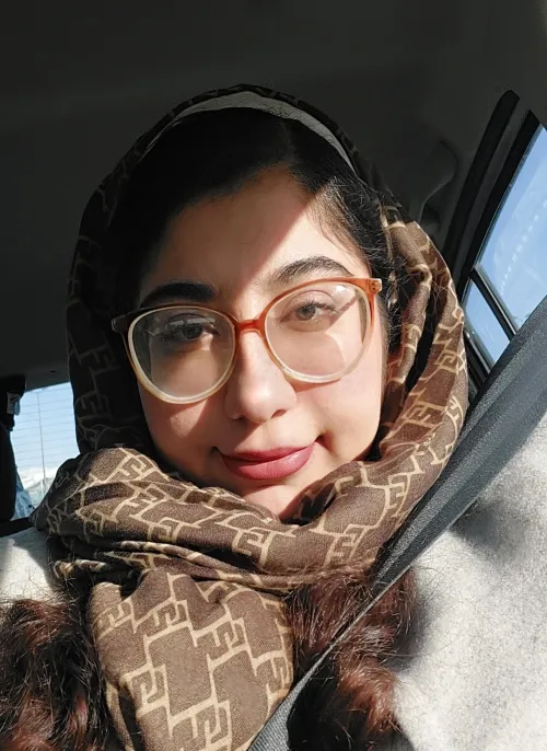 نیکی صیدوند