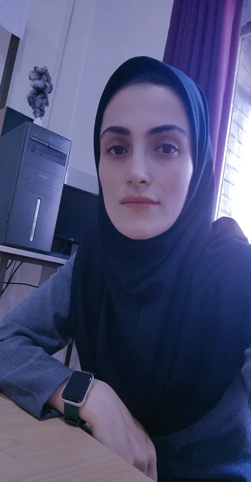 سمیه مرادی