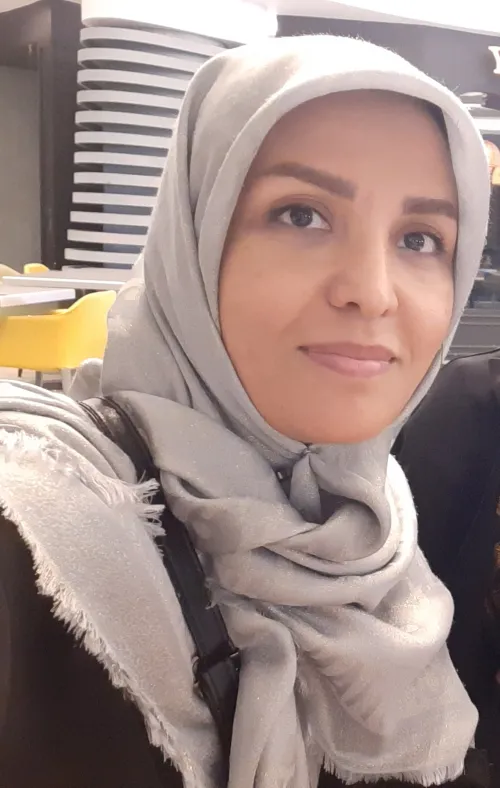 حامده عارف راد