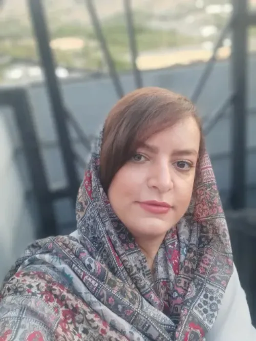 نوشین فرهادی