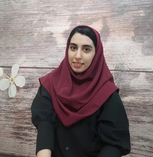سارا خادم