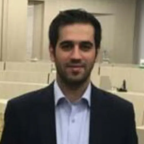 فرزاد نادری