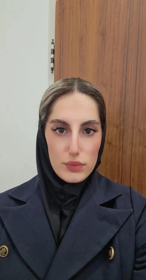 کیمیا آریاپور