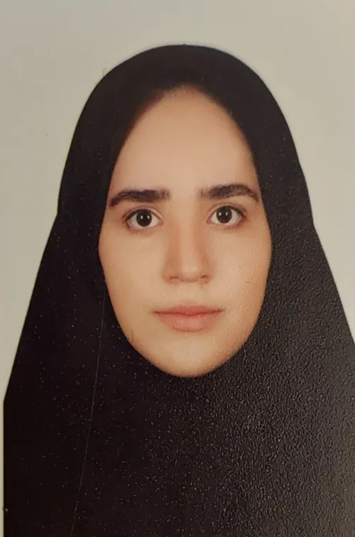 زهرا مقامی فر